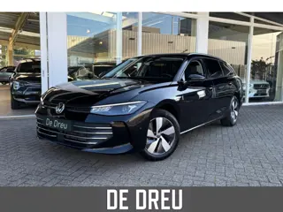 Volkswagen Passat Variant 1.5 eHybrid Business | TREKHAAK | 360 CAMERA | MEMORY |
