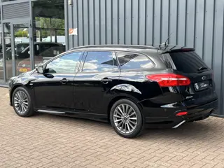 Foto 13 van Ford Focus Wagon 1.0 ST-Line NAVIGATIE!/140 PK!/ONDERHOUDEN!/