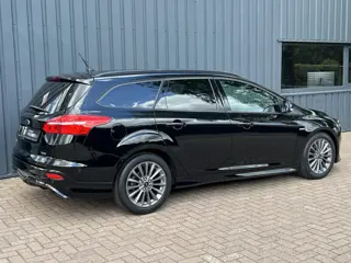 Foto 14 van Ford Focus Wagon 1.0 ST-Line NAVIGATIE!/140 PK!/ONDERHOUDEN!/
