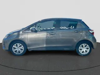 Foto 12 van Toyota Yaris 1.5 VVT-i Active RIJKLAAR | Climate Control | Cruise Control | Camera