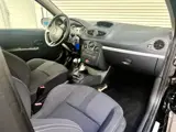Foto 24 van Renault Clio III RS 2.0-16V 200 CUP Rijklaarprijs!