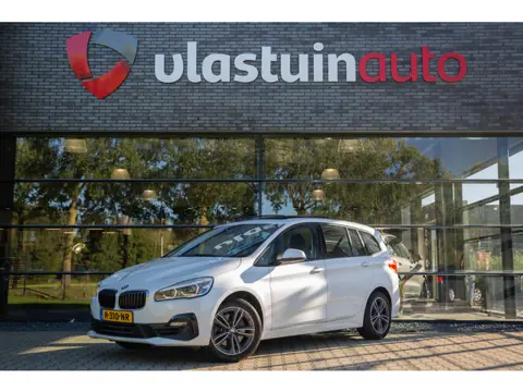 BMW 2 Serie Gran Tourer 220i 7p. High Executive , Pano, Head-up Display, Sportstoelen, Trekhaak