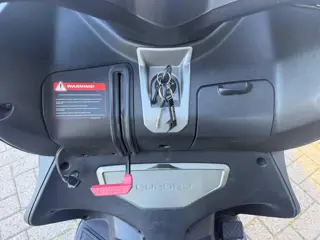 Foto 13 van Quadro Scooter 3