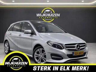 Mercedes-Benz B-klasse 180 Ambition Automaat met Led !!! Camera !!! Navigatie !!! Cruise !!!