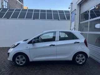 Foto 12 van Kia Picanto 1.0 CVVT Comfort Pack Airco/5drs/Mistlampen