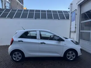 Foto 15 van Kia Picanto 1.0 CVVT Comfort Pack Airco/5drs/Mistlampen