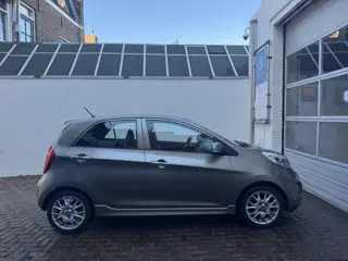 Foto 15 van Kia Picanto 1.0 CVVT ISG Design Edition LEDverl./Airco/5Drs/PDC/LMvelgen/Mistlampen