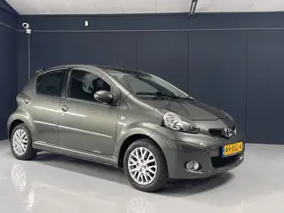 Foto 12 van Toyota Aygo 1.0| 5-deurs | NAP | Airco | Elektrische ramen | Centrale deurvergrendeling met afstands