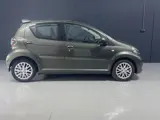Foto 25 van Toyota Aygo 1.0| 5-deurs | NAP | Airco | Elektrische ramen | Centrale deurvergrendeling met afstands