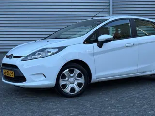 Foto 18 van Ford Fiesta 1.25 Titanium 5 Deurs Airco Cruise Control APK