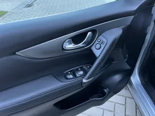 Foto 20 van Nissan QASHQAI 1.2 Tekna + | Panoramadak | 360 camera | Parkeer assistent |