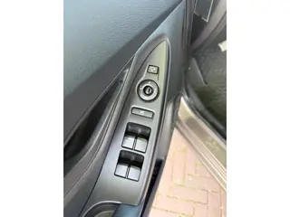 Foto 12 van Hyundai Ix20 AUTOMAAT / Tweede eigenaar / Airco / Nette auto