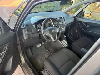 Foto 11 van Hyundai Ix20 AUTOMAAT / Tweede eigenaar / Airco / Nette auto