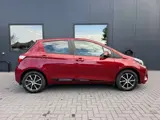 Foto 28 van TOYOTA YARIS 1.5 Hybrid Bi-Tone AUT / Camera, Navi, Bluetooth, LM velgen
