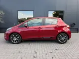 Foto 26 van TOYOTA YARIS 1.5 Hybrid Bi-Tone AUT / Camera, Navi, Bluetooth, LM velgen