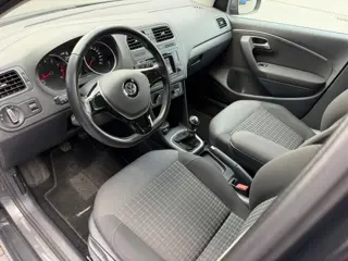 Foto 14 van VOLKSWAGEN POLO 1.2 TSI Comfortline / Airco, Bluetooth, AUX, Trekhaak, Cruise control