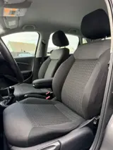 Foto 23 van VOLKSWAGEN POLO 1.2 TSI Comfortline / Airco, Bluetooth, AUX, Trekhaak, Cruise control