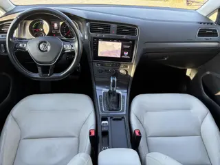 Foto 14 van Volkswagen e-Golf e-Golf ✓SOH 88.57%✓Carplay✓Navi✓Leder✓Clima✓Cruise✓Pdc V+A✓LED✓16'' Lm velgen✓N.A.