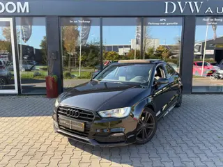 Audi A3 Limousine 1.4 TFSI CoD Adrenalin Sport, Panorama dak