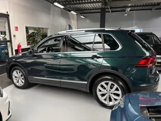Foto 19 van Volkswagen Tiguan 1.4 TSI Connected Series / Navi /Virtual