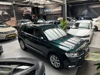 Foto 13 van Volkswagen Tiguan 1.4 TSI Connected Series / Navi /Virtual