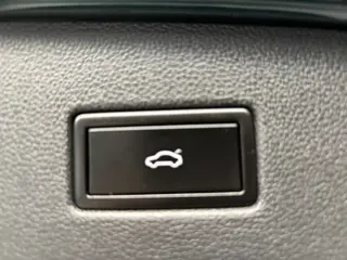 Foto 11 van Volkswagen Tiguan 1.4 TSI Connected Series / Navi /Virtual