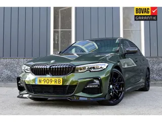 BMW 3-serie 320i M-Sport Indivdual Rijklaarprijs-Garantie Schuifdak Leder Interieur Apple/Android Le