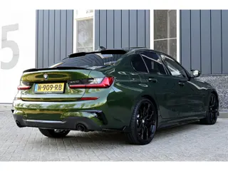 Foto 14 van BMW 3-serie 320i M-Sport Indivdual Rijklaarprijs-Garantie Schuifdak Leder Interieur Apple/Android Le
