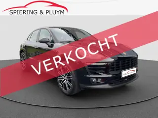 Porsche Macan 2.0 | Volledig onderhoud | 20 inch | Elek. a. klep | Trekhaak Camera | Cruise | Stoelv