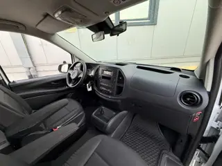 Foto 19 van Mercedes-Benz Vito Tourer 116 CDI Pro Lang / 8 zitplaatsen kenteken / Ideaal Camper Bouw / Automaat