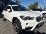 Foto 27 van BMW X1 SDrive20i Centennial High Executive, Panorama dak