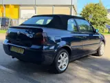 Foto 28 van Volkswagen Golf Cabriolet 1.8 Trendline 113DKM! Velgen! 1999!