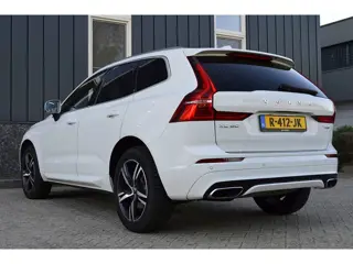 Foto 20 van Volvo XC60 2.0 T6 AWD R-Design Rijklaarprijs-Garantie Panorama dak Trekhaak Apple/Android Led Camera