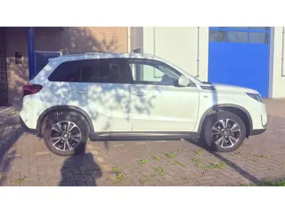 Foto 15 van Suzuki Vitara 1.4 Boosterjet Select Smart Hybrid/Cam/Ecc/Dealer Auto