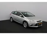 Foto 24 van Ford FOCUS Wagon 1.0 EcoBoost Trend/ D-Riem verv: 166.000 KM!/ Trekhaak/ Airco/ Cruise/ Elek. pakket