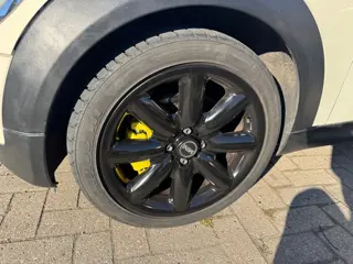 Foto 15 van Mini Cooper S 1.6 R56 Leer Pano Dak Nwe APK ELKE ZONDAG OPEN