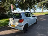 Foto 26 van Toyota Yaris 1.3 VVT-i Idols apk