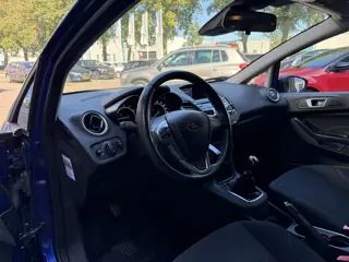Foto 19 van Ford Fiesta 1.0 EcoB. Titanium (bj 2014)