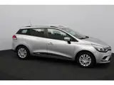 Foto 30 van Renault Clio Estate 0.9 TCe Zen/ LED Dagrijverl./ Trekhaak/ Keyless/ Clima/ Navi/ Cruise/ Bluetooth/