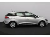 Foto 21 van Renault Clio Estate 0.9 TCe Zen/ LED Dagrijverl./ Trekhaak/ Keyless/ Clima/ Navi/ Cruise/ Bluetooth/