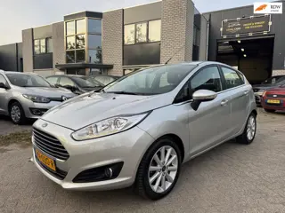 Foto 11 van Ford Fiesta 1.0 EcoBoost Titanium Automaat Led