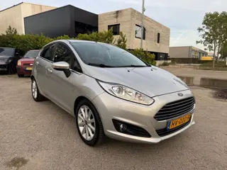 Foto 12 van Ford Fiesta 1.0 EcoBoost Titanium Automaat Led