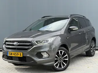 Ford Kuga BWJ 2018 | 1.5T 150PK ST Line | TREKHAAK | CLIMA | NAVI | 18'' LMV | CAMERA A | PDC | LED 