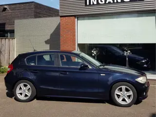 Foto 13 van BMW 1-serie 118i 2e Eig 1/2 Leder Sportint Cruise Airco