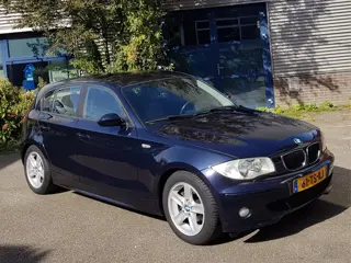 Foto 15 van BMW 1-serie 118i 2e Eig 1/2 Leder Sportint Cruise Airco