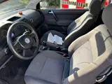Foto 22 van Volkswagen Polo MET CRUISE CONT, AIRCO & JAAR APK!