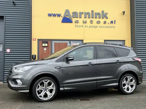 Ford Kuga 1.5 150 pk ST-Line X trekhaak, apple carplay, winterpack, a-camera, lederen bekleding, nav