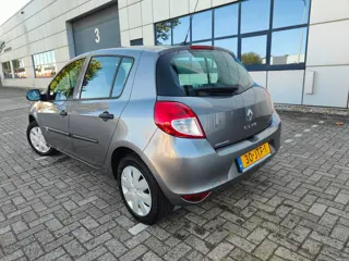 Foto 18 van Renault Clio 1.2 TCe Special Line 16422 km !!! Uniek!1e eigenaresse