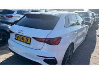 Foto 10 van Audi A3 Sportback 35 TFSI S edition Automaat | Airco | CarPlay | Virt. Cockpit | Vol opties | Inruil