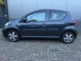 Foto 25 van Toyota Aygo 1.0-12V Sport|Airco|Nieuw Apk